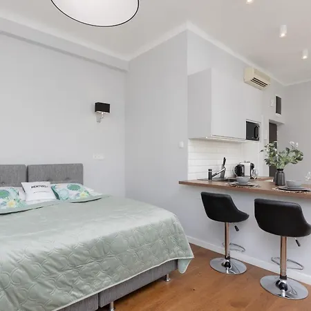 Hotel apartamentowy Center Chmielna By Renters