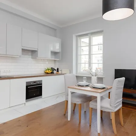 Center Chmielna By Renters