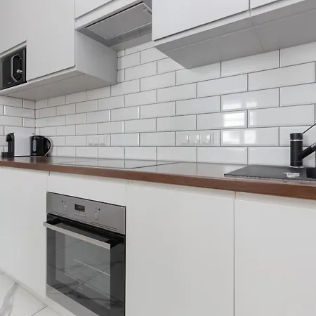 Center Chmielna By Renters