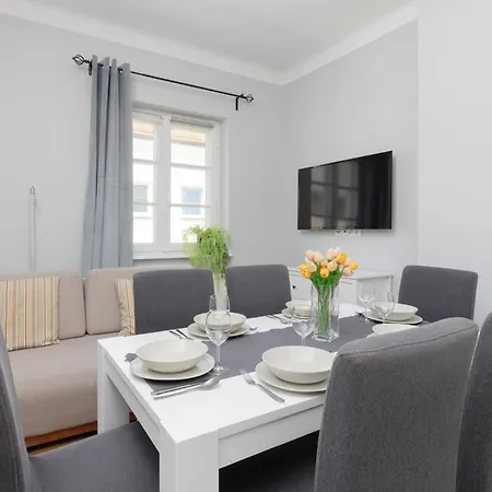 Center Chmielna By Renters Warsaw
