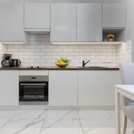Center Chmielna By Renters Warsaw