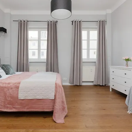 Center Chmielna By Renters Aparthotel