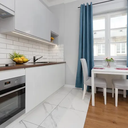 Center Chmielna By Renters Aparthotel *