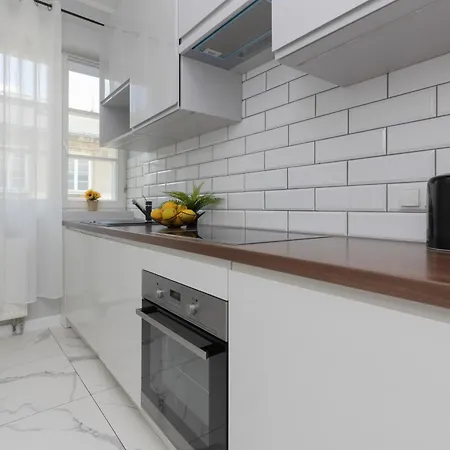 Center Chmielna By Renters Aparthotel Warsaw