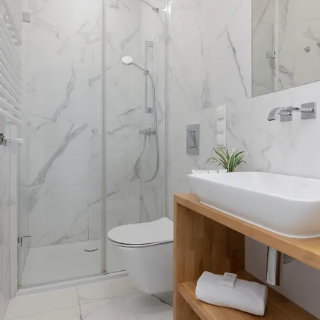 Center Chmielna By Renters