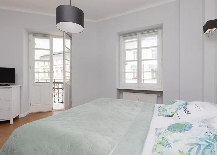 Center Chmielna By Renters