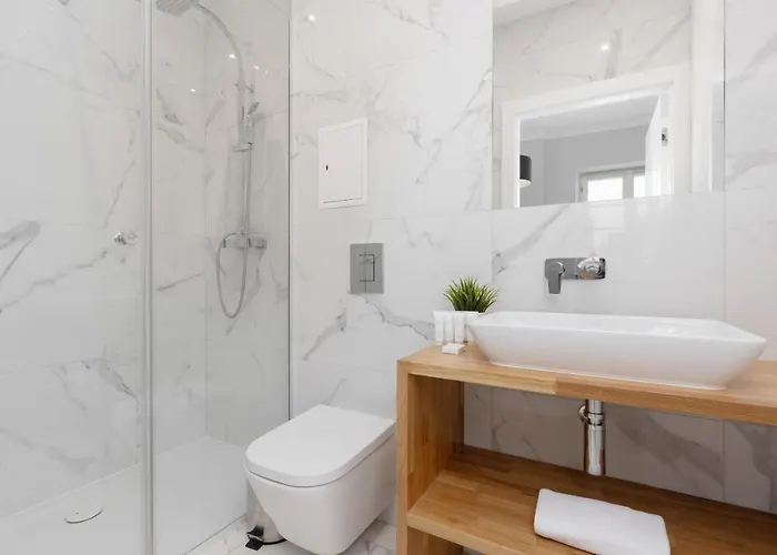 Hotel apartamentowy Center Chmielna By Renters 4*