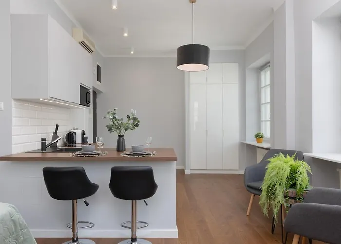 Center Chmielna By Renters