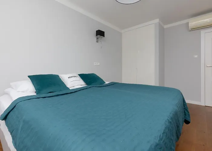 Center Chmielna By Renters Hotel apartamentowy