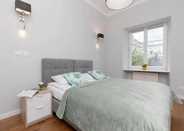 Hotel apartamentowy Center Chmielna By Renters Warszawa