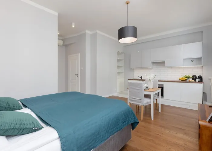 Center Chmielna By Renters 4*