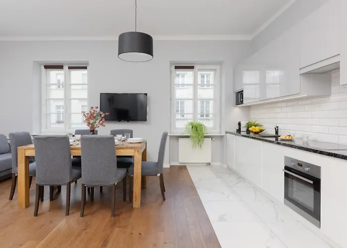 Center Chmielna By Renters 4* Warszawa