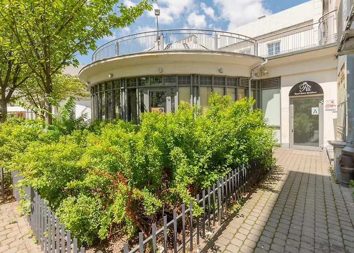 Center Chmielna By Renters 4* Warszawa