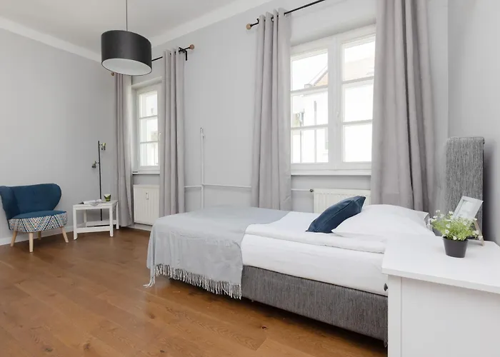 Hotel apartamentowy Center Chmielna By Renters Warszawa