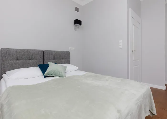 Center Chmielna By Renters Warszawa