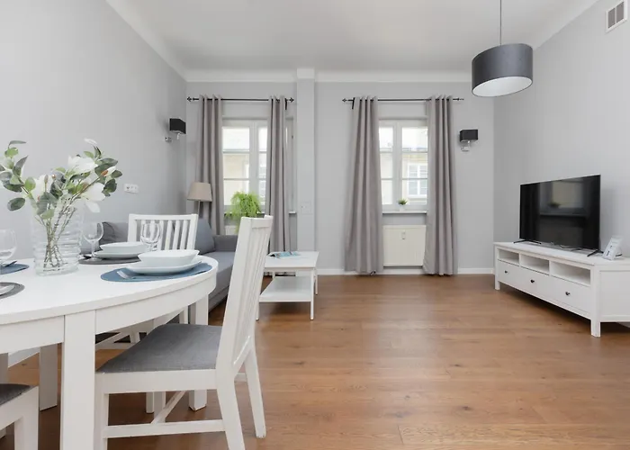 Hotel apartamentowy Center Chmielna By Renters Warszawa