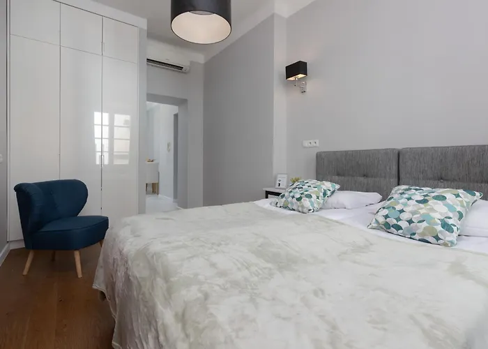 Hotel apartamentowy Center Chmielna By Renters