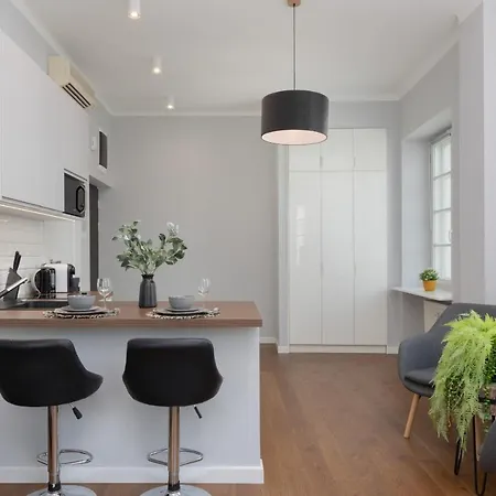 Center Chmielna By Renters