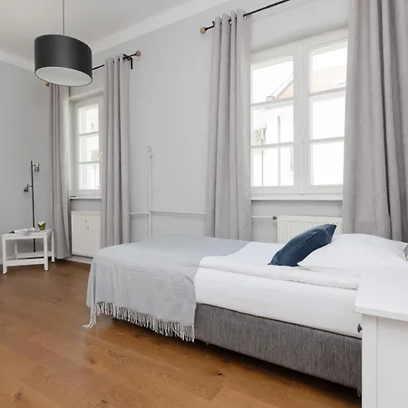מלון דירות Center Chmielna By Renters ורשה