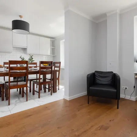 Center Chmielna By Renters 4*